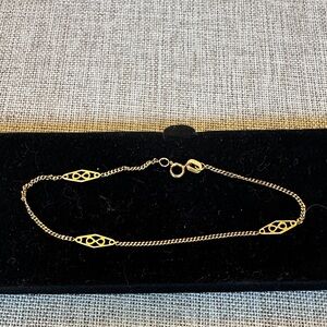 Elegant 14k Gold Filigree Bracelet